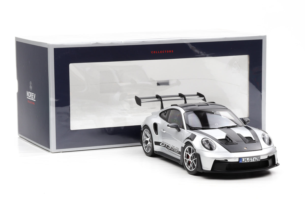 1:18 Porsche 911 992 GT3 RS 2022 Weissach Package GT-Silbermetallic Norev