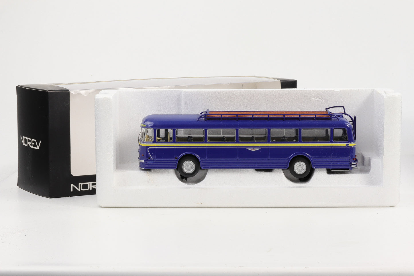 1:43 Norev Chausson AP52 Citram Überlandbus blau 1955