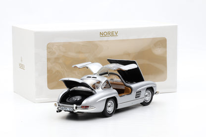 1:18 Norev Mercedes-Benz 300 SL Gullwing Flügeltürer W198 1954 silber 183857