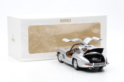 1:18 Norev Mercedes-Benz 300 SL Gullwing Flügeltürer W198 1954 silber 183857