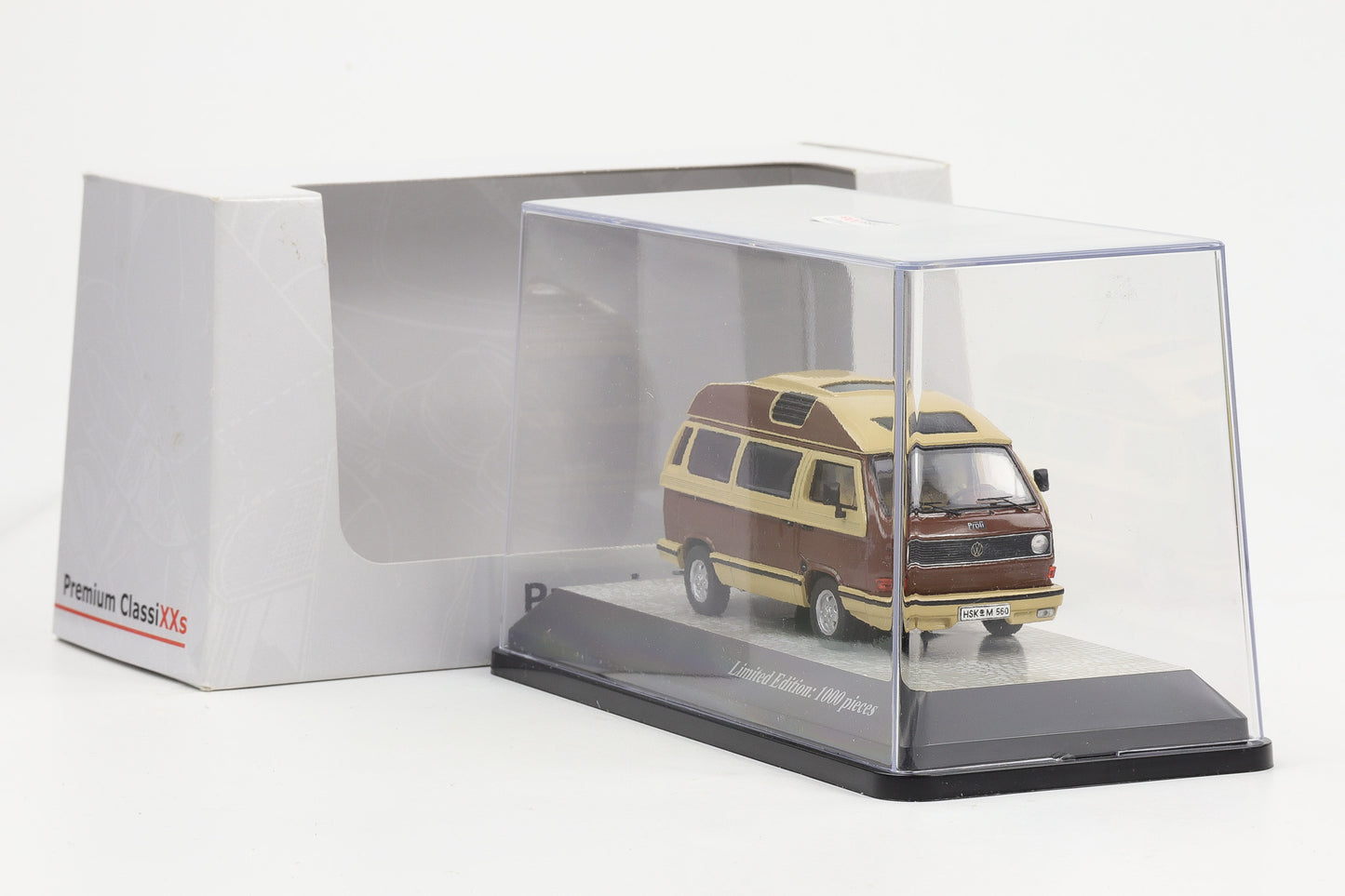 1:43 Premium ClassiXXs VW T3a Dehler Profi achatbraun beige Camping Car