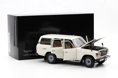 1:18 Kyosho Toyota Land Cruiser 60 (J60) 1980 weiß 08956W – Full Opening