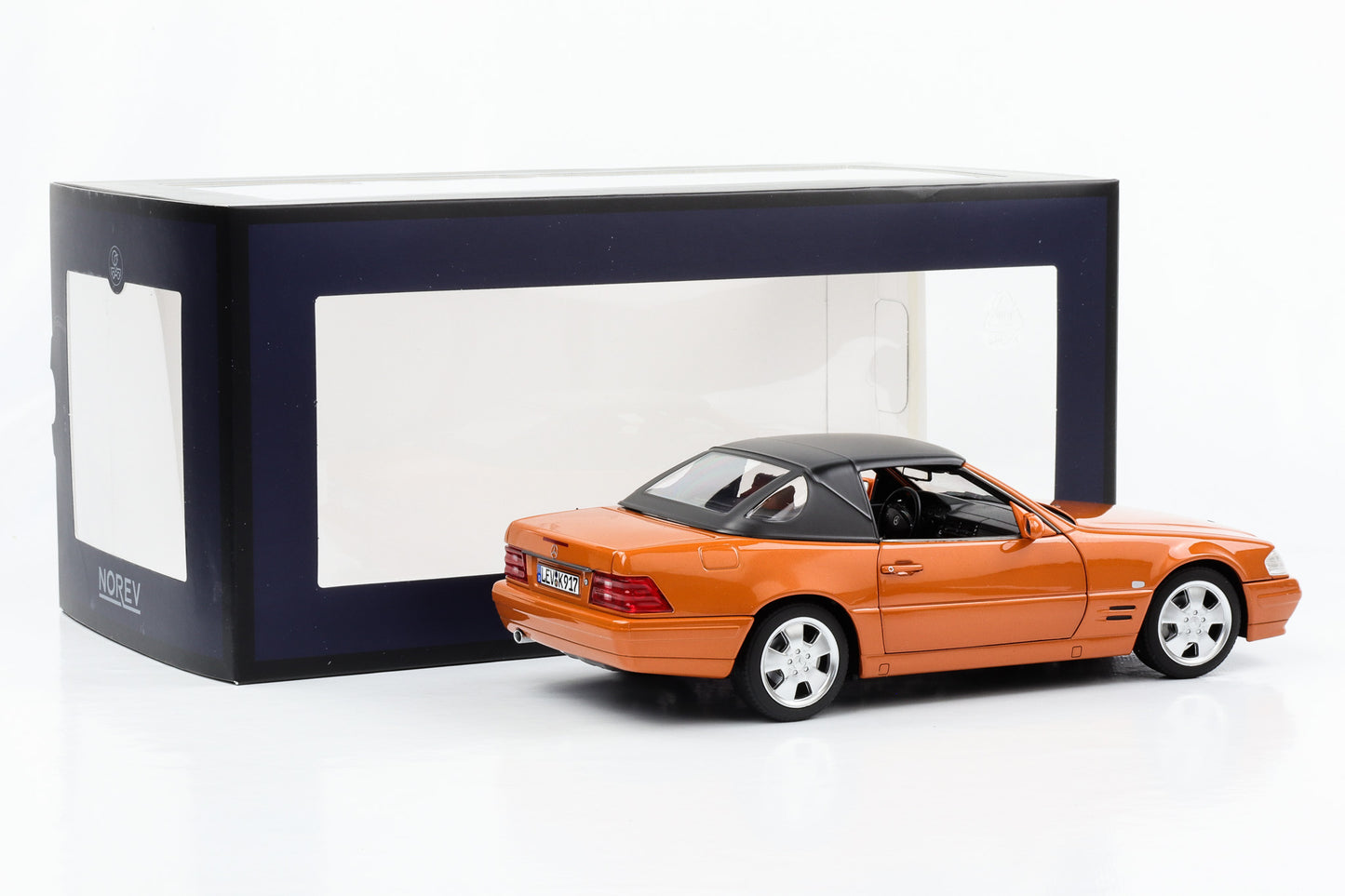 1:18 Mercedes-Benz 500 SL R129 mit Softtop orange metallic Norev Dealer