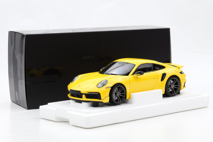 1:18 Minichamps Porsche 911 992 Turbo S Coupe Sport Design 2021 gelb