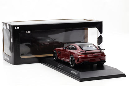 1:18 Mercedes-Benz AMG GT-R red metallic 2021 Minichamps 1/333 pcs