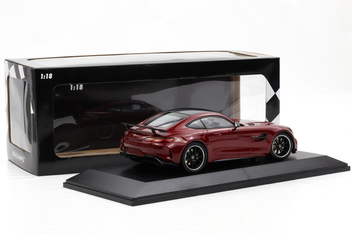 1:18 Mercedes-Benz AMG GT-R red metallic 2021 Minichamps 1/333 pcs