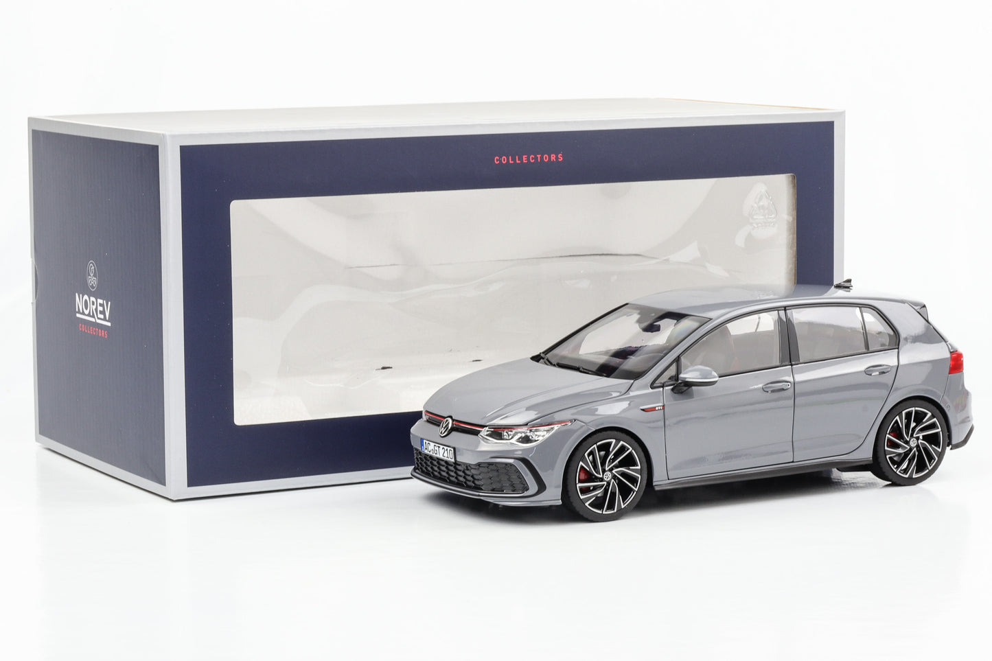 1:18 Norev Volkswagen VW Golf VIII 8 GTI 2021 grau 188590 full opening