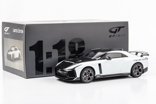 1:18  NISSAN GT-R50 Test Car 2020 weiß-schwarz GT Spirit Resin GT853