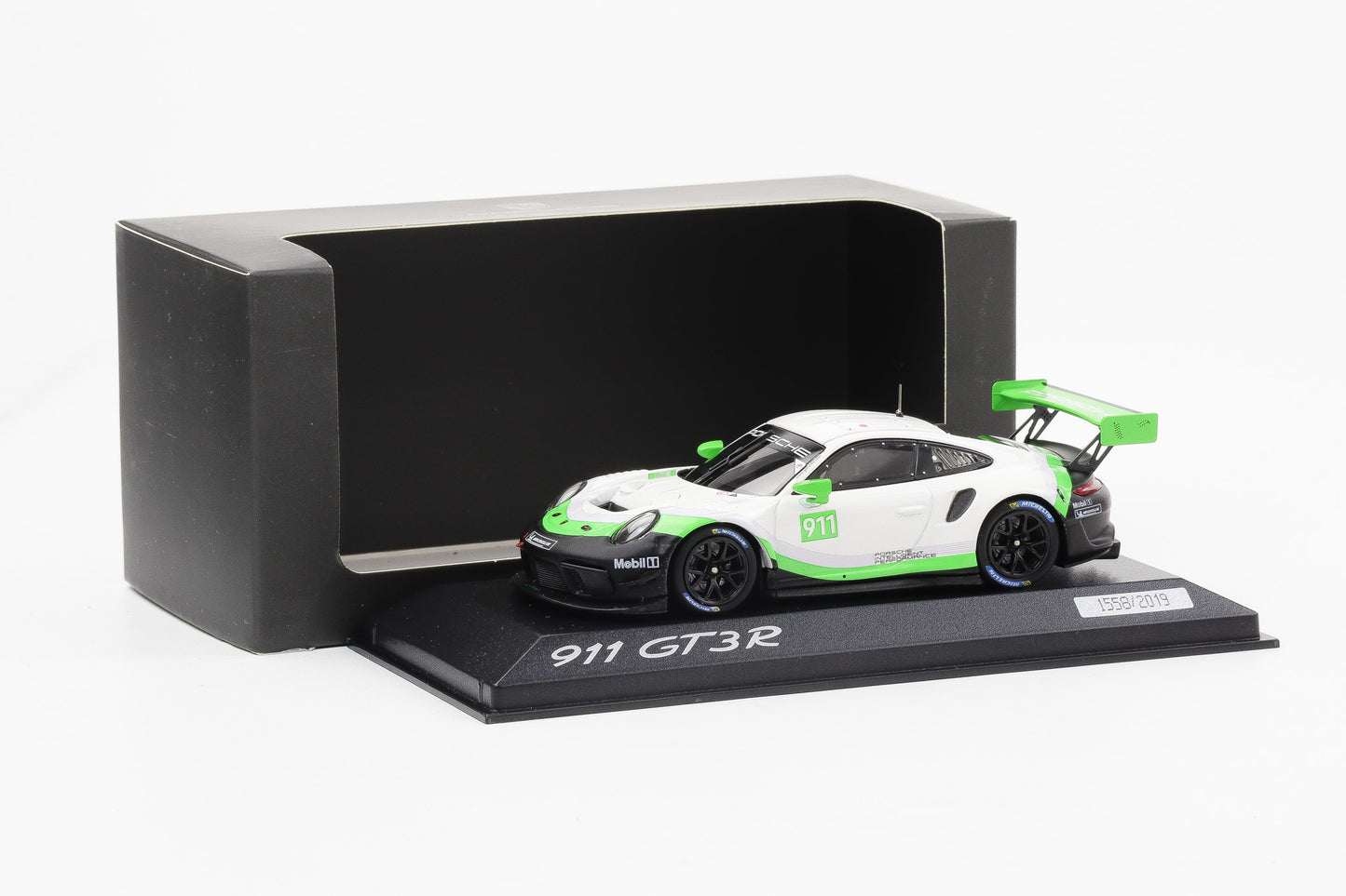 1:43 Minichamps Porsche 911 GT3 R weiß-grün-schwarz Dealer WAP 020 912 0K