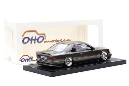 1:18 Otto Mobile OT1241 Mercedes C124 AMG STANCE Anthracite + Vitrine