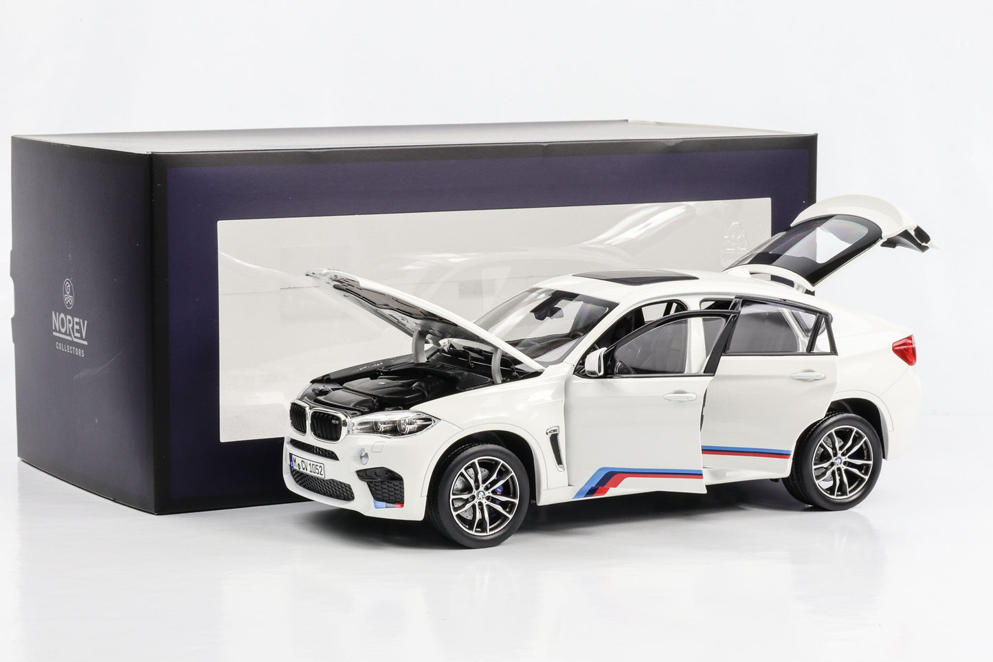 1:18 BMW X6 M F86 2015 blanche ouverture complète Norev Limited 200 pcs 183243