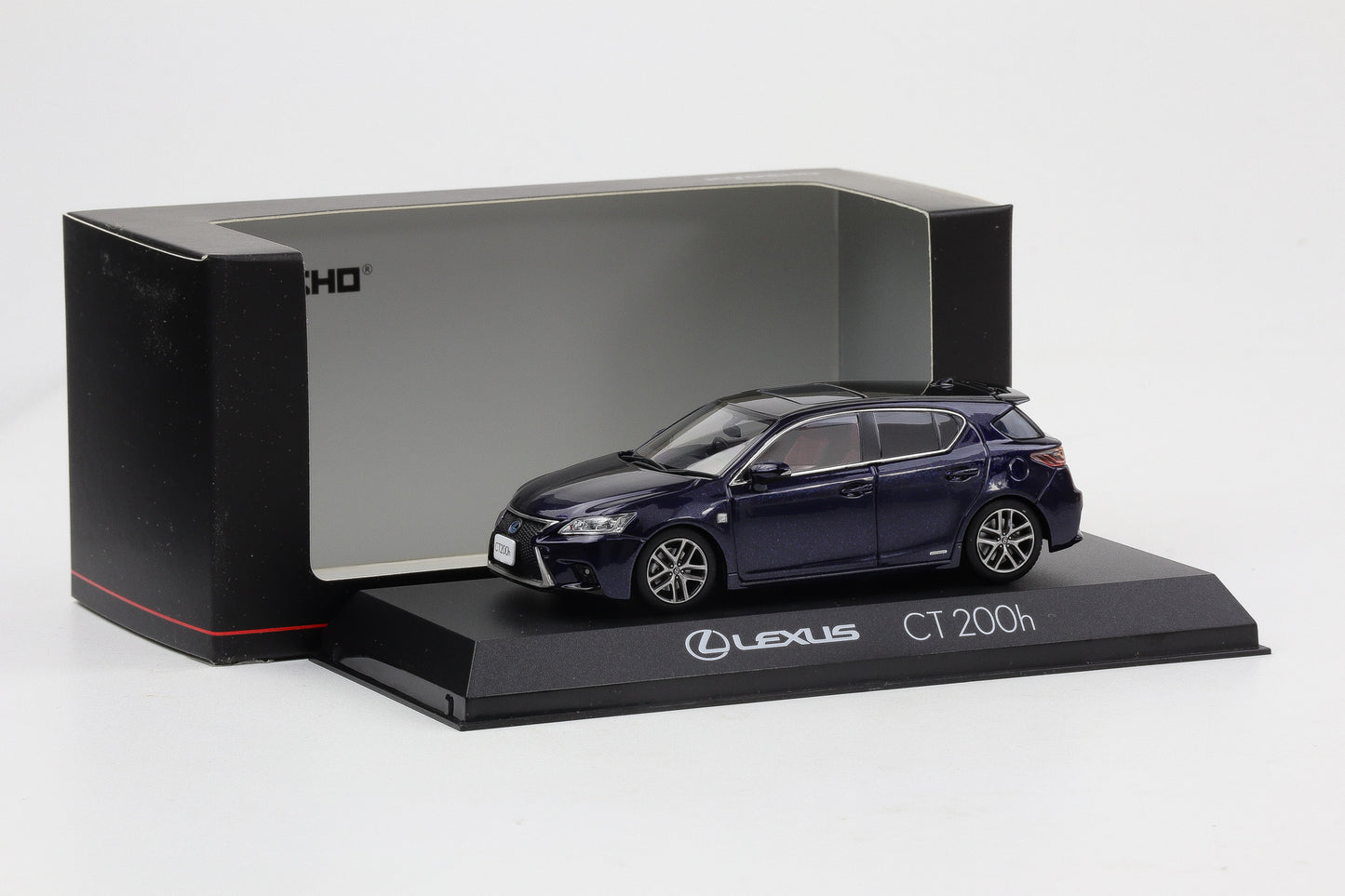 1:43 Kyosho Lexus CT200h F Sport Black/Deep Blue Mica 03656BL2