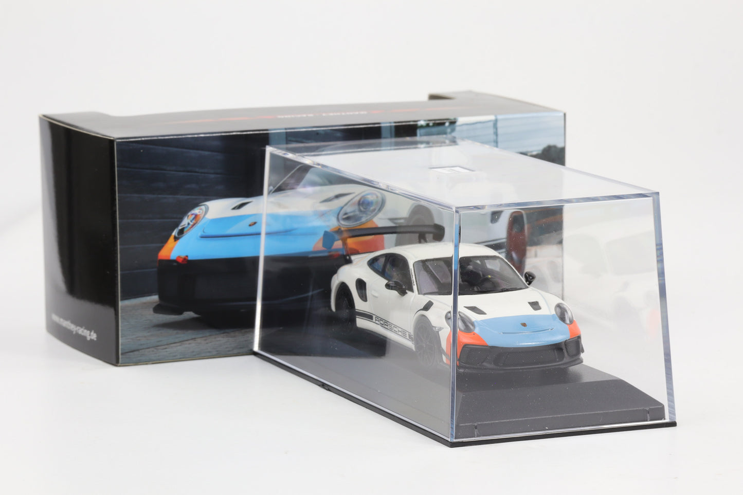 1:43 Minichamps Manthey Porsche 911 991 II GT3 RS MR Performance Kit weiss