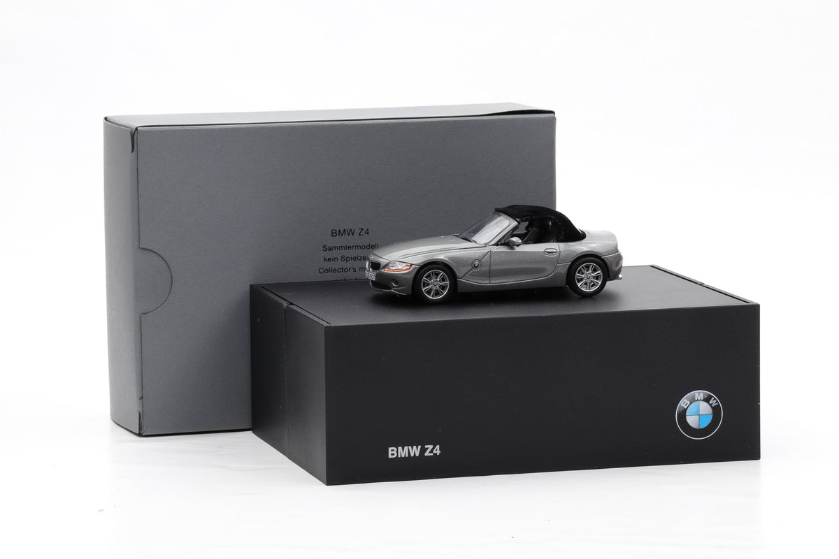 1:43 Norev  BMW Z4 Roadster E85 Sterlinggrau Metallic DEALER 80420392222