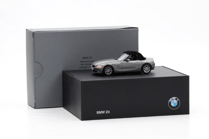 1:43 Norev  BMW Z4 Roadster E85 Sterlinggrau Metallic DEALER 80420392222