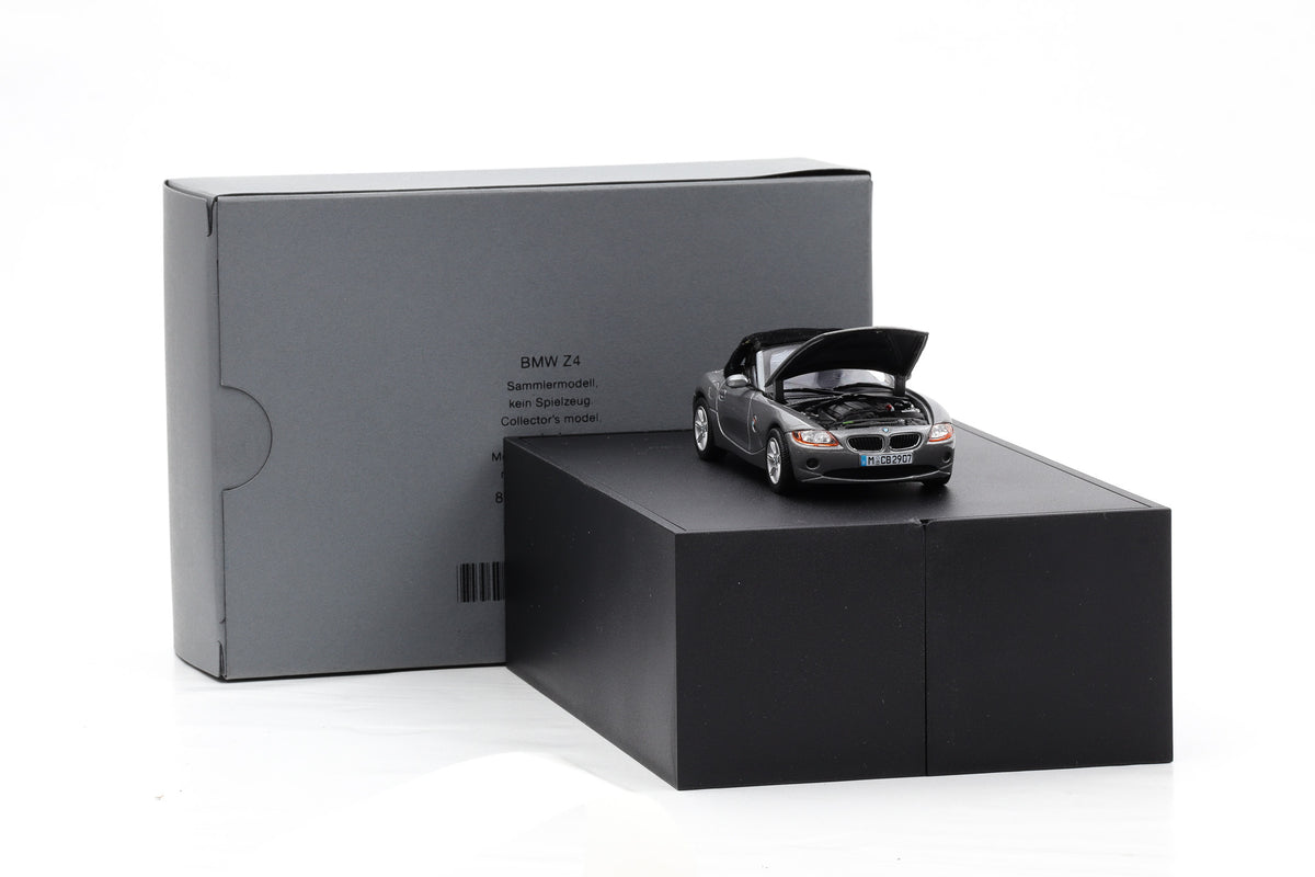 1:43 Norev  BMW Z4 Roadster E85 Sterlinggrau Metallic DEALER 80420392222