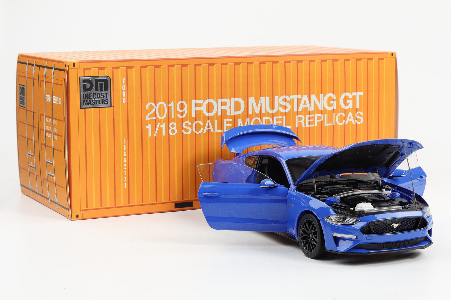 1:18 Diecast Masters Ford Mustang GT 5.0 Coupe LHD Kona blue 2019