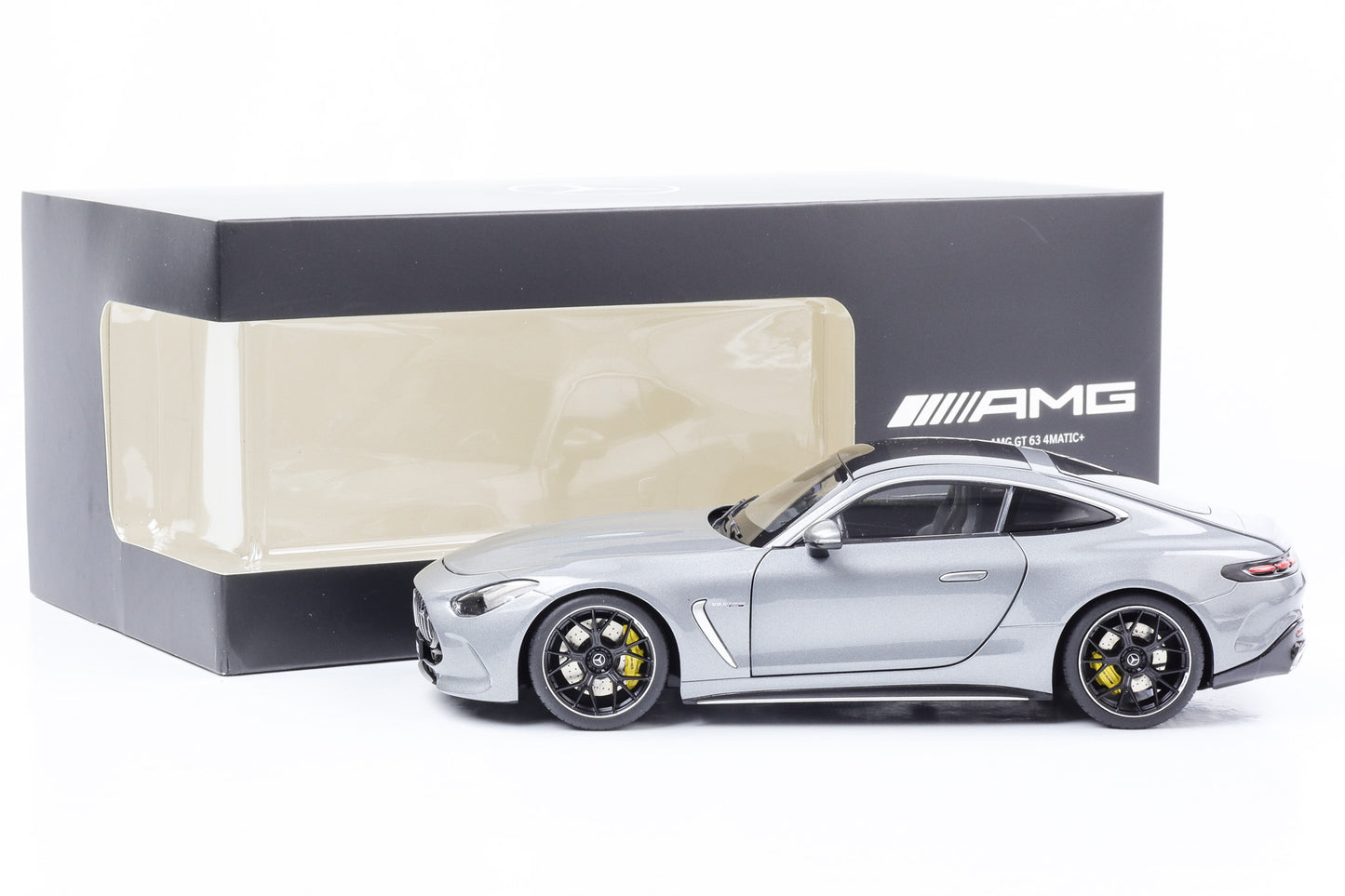 1:18 Mercedes-Benz AMG GT 63 Coupe 4matic+ Selenitgrau NZG Dealer