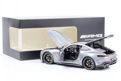 1:18 Mercedes-Benz AMG GT 63 Coupe 4matic+ Selenitgrau NZG Dealer