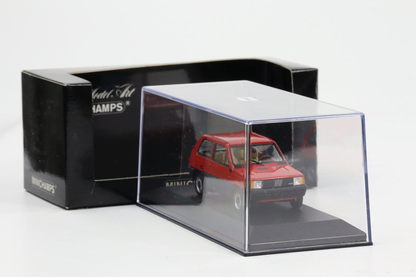 1:43 Minichamps Fiat Panda 45 1980 rot-schwarz