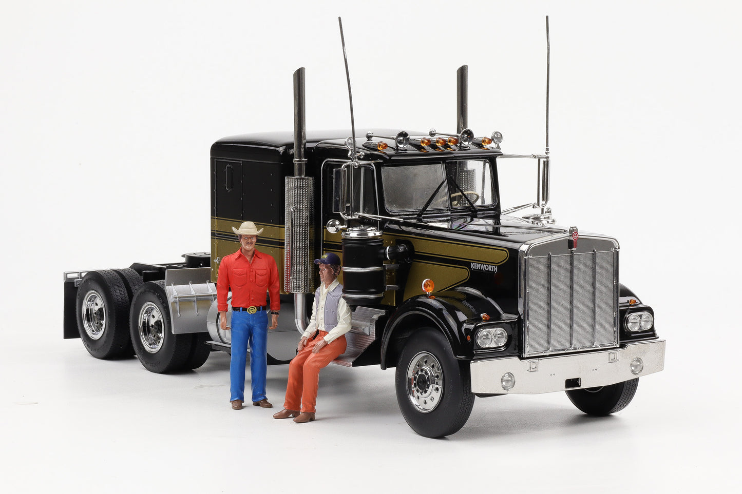 1:18 Kenworth W900 1976 like Smokey and the Bandit mit Figuren Road Kings