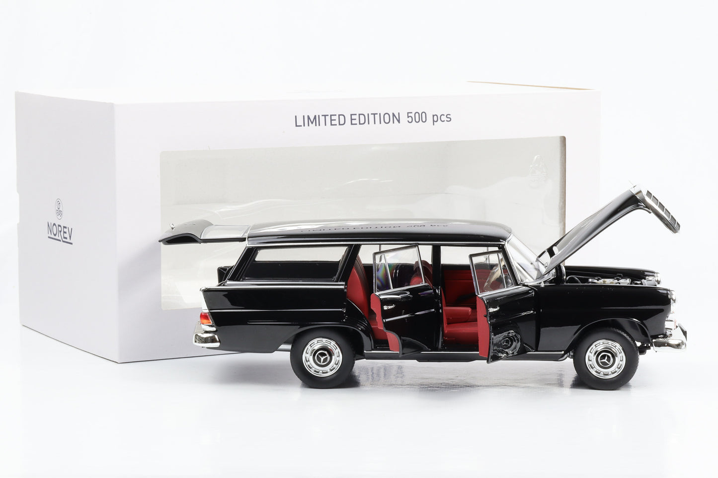 1:18 Mercedes-Benz 200 Universal W110 Heckflosse 1966 schwarz Norev limited