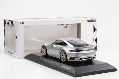 1:18 Minichamps Porsche 911 992 Turbo S Coupe Sport Design 2024 silber 300 pcs