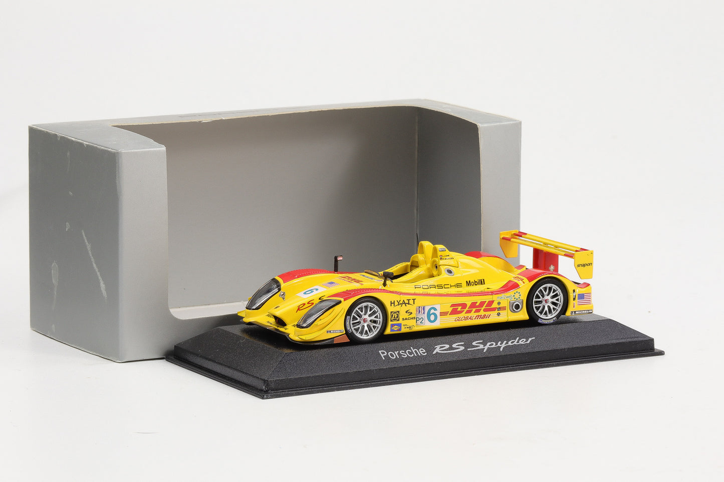 1:43 Porsche RS Spyder DHL #6 Luhr Massen Laguna Seca 2005 Minichamps WAP