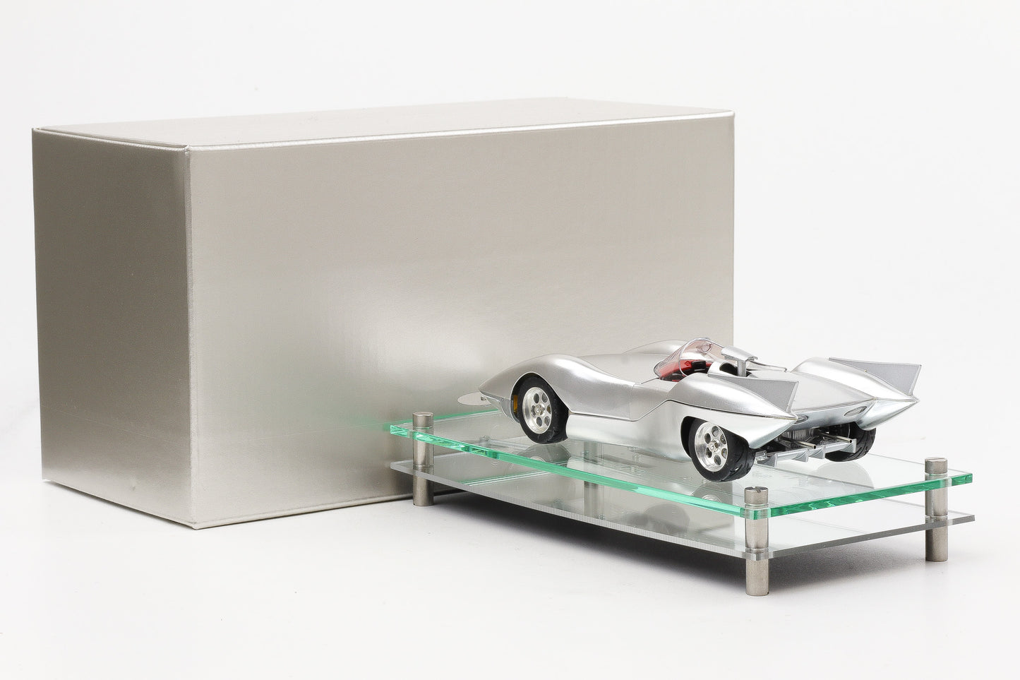 1:32 Schwyn Haas Hamilton Speed Racer Mach 5 Go Go PReMo series 8 silber