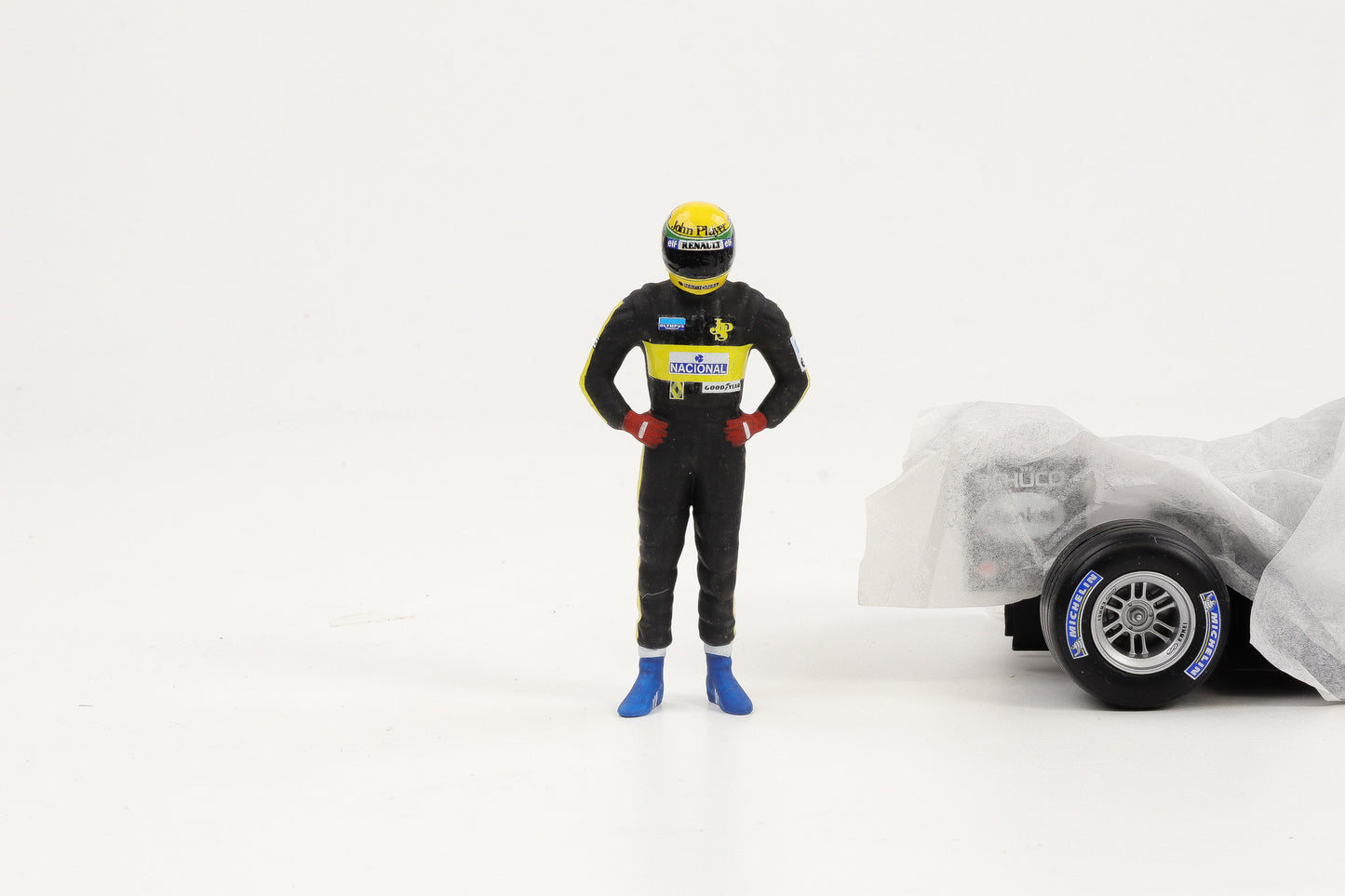 1:18 Cartrix Figur F1 Ayrton Senna Lotus 1985 Formel 1 ca. 10 cm