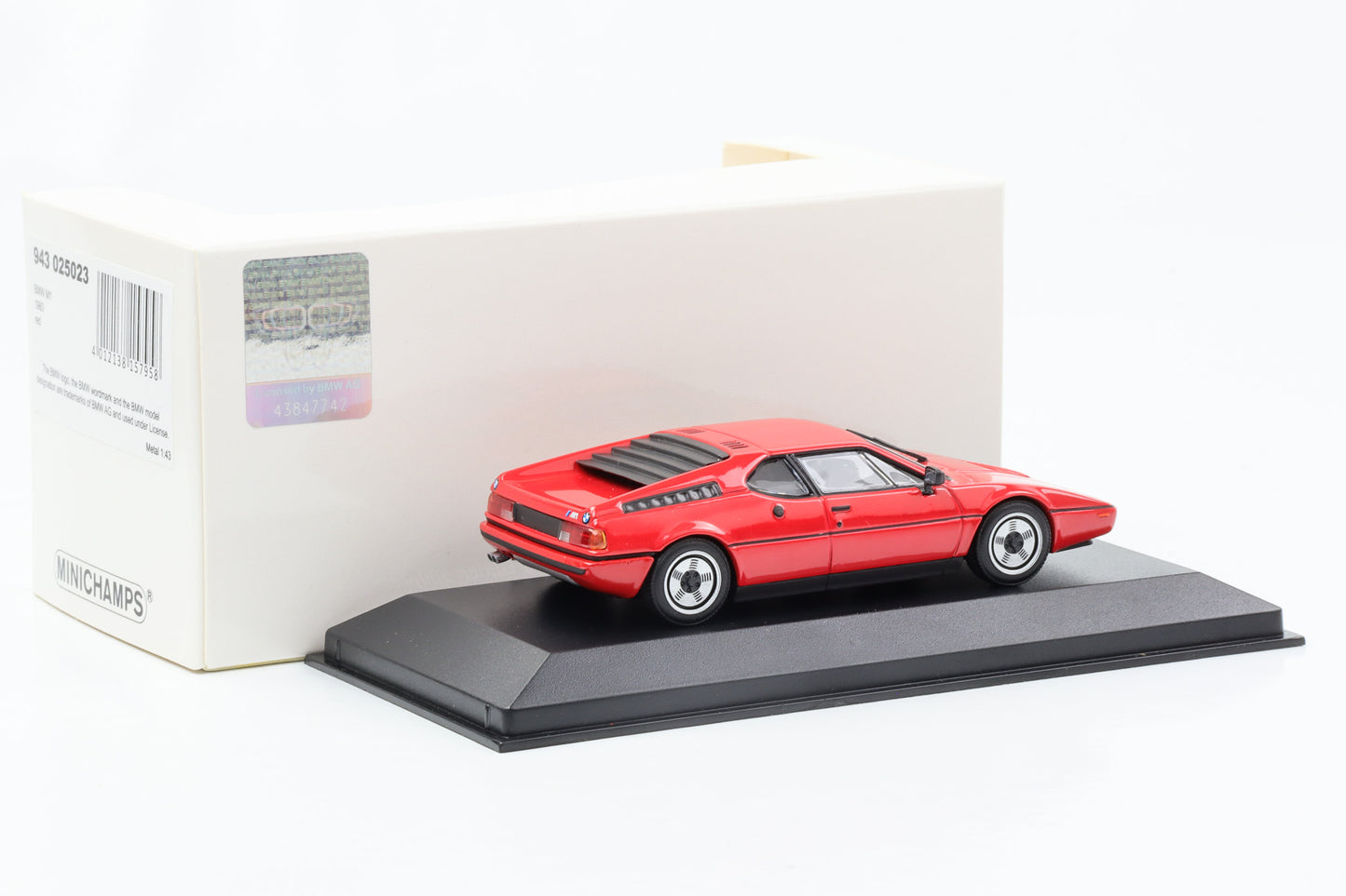 1:43 BMW M1 1980 rot Minichamps diecast limited