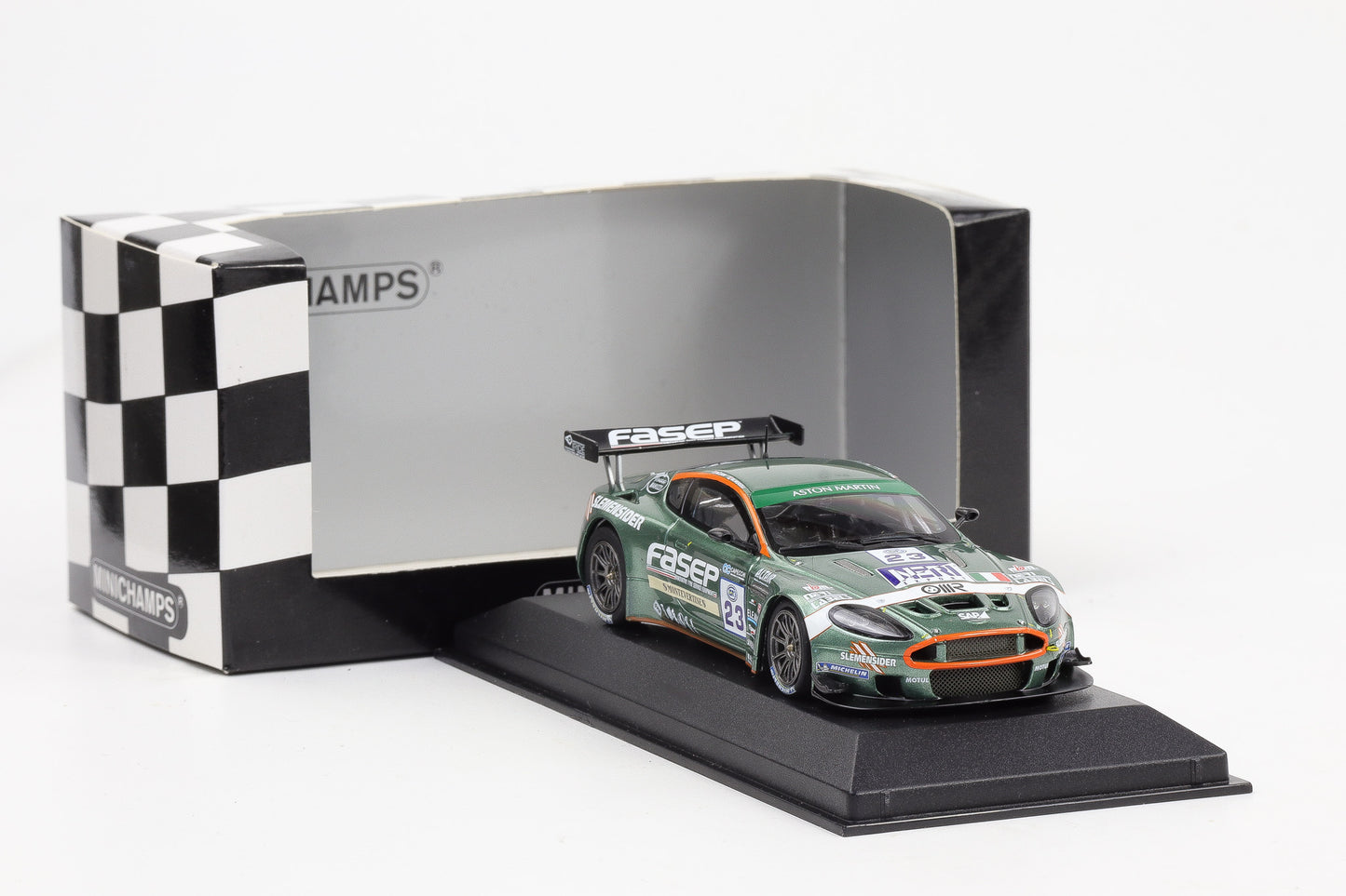 1:43 Minichamps Aston Martin DBRS 9 BMS Scuderia Italia FIA GT3 Spa 2006 Zani Mugelli