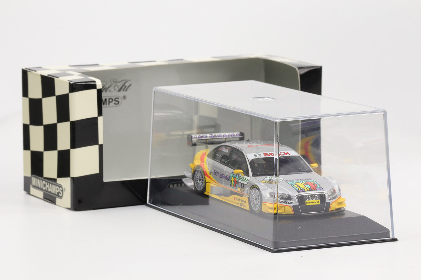 1:43 Minichamps Audi A4 DTM 2008 Audi Sport Team Phoenix #15 Oliver Jarvis