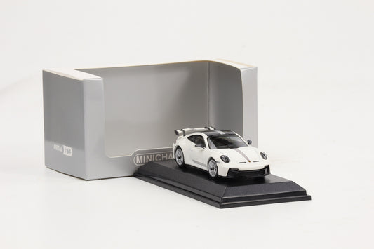 1:64 Minichamps Porsche 911 992 GT3 2021 Carrera white metallic diecast