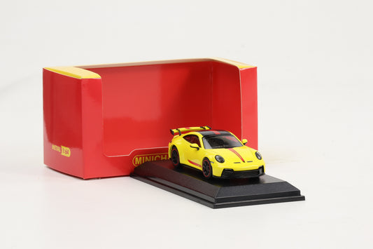 1:64 Minichamps Porsche 911 992 GT3 2021 racing yellow diecast