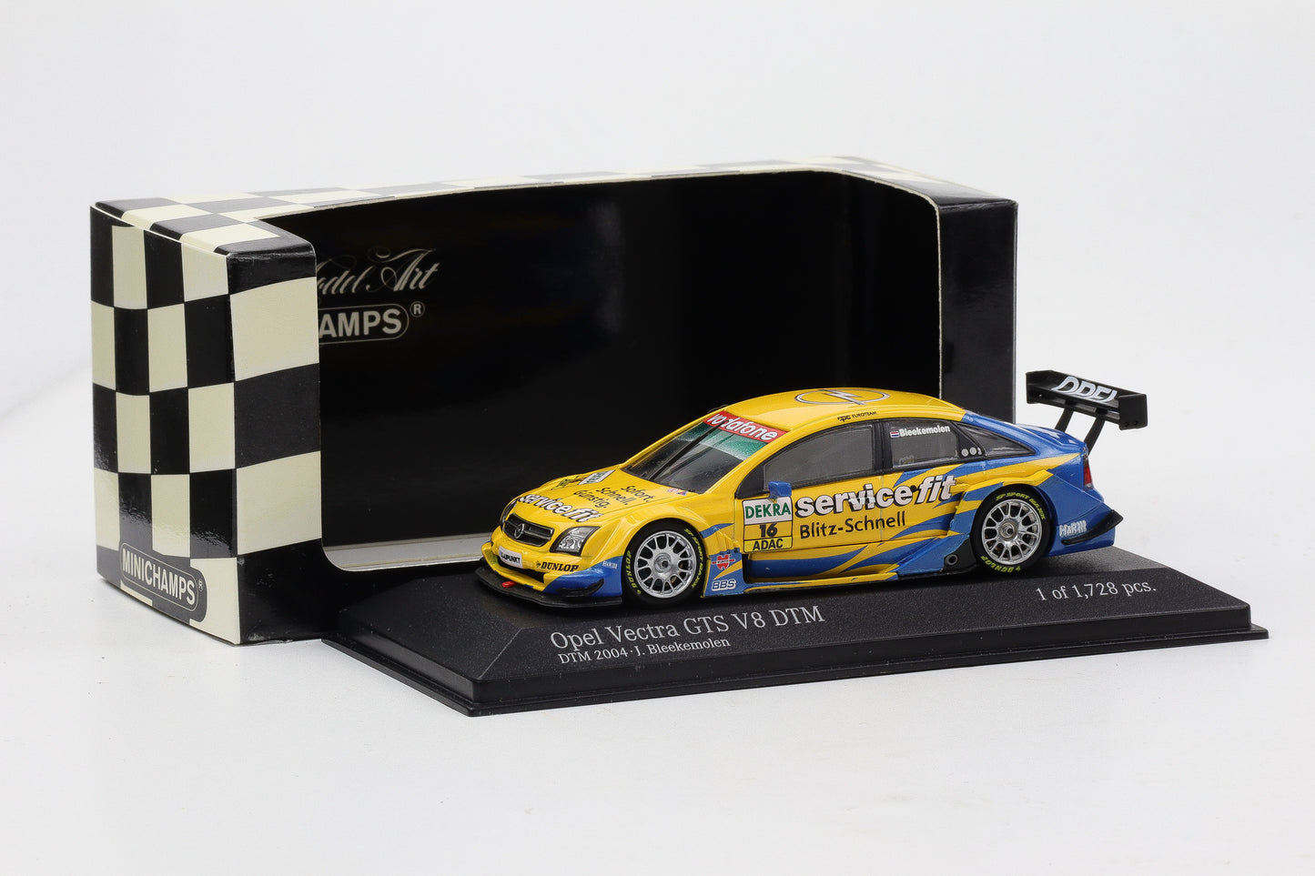 1:43 Minichamps Opel Vectra GTS V8 DTM 2004 OPC Euroteam #16 J. Bleekemolen