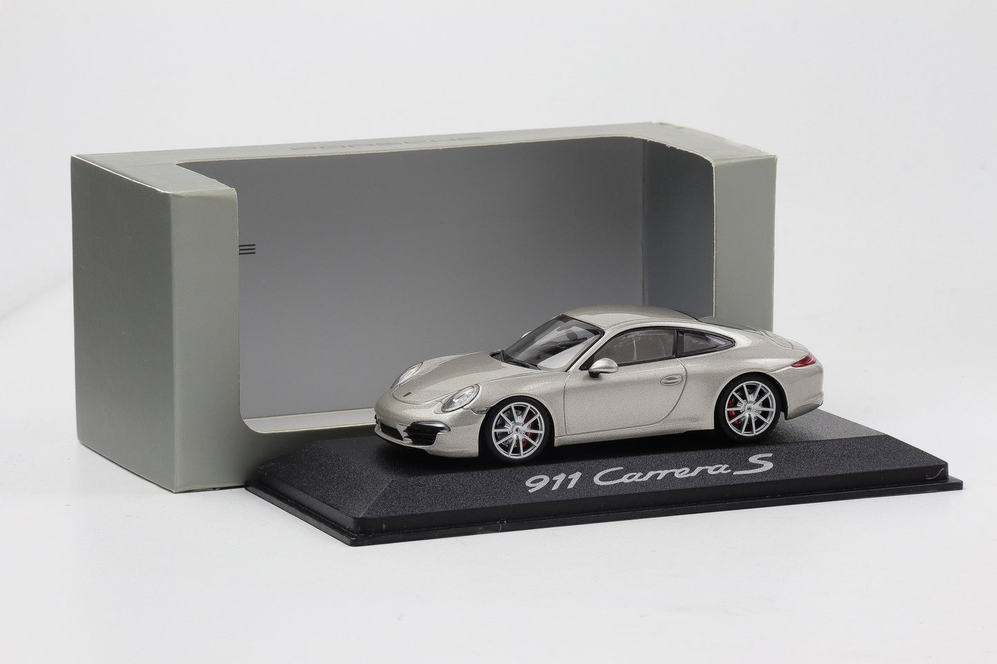 1:43 Minichamps Porsche 911 991 Carrera S silber metallic 2012 Dealer WAP