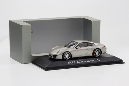 1:43 Minichamps Porsche 911 991 Carrera S silber metallic 2012 Dealer WAP