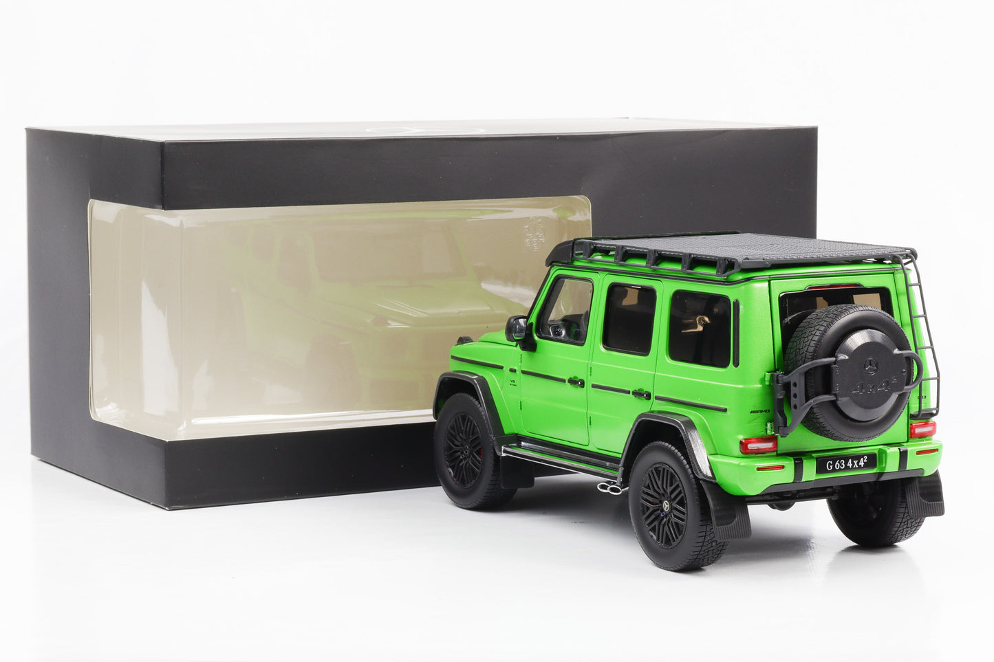 1:18 Mercedes-Benz AMG G 63 4x4 greenhell magno pazzo iScale Dealer Limited