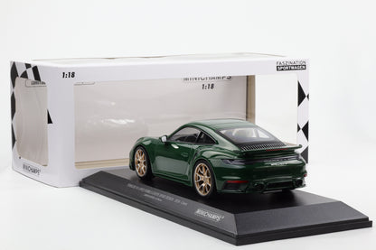 1:18 Minichamps Porsche 911 992 Turbo S Coupe Sport Design 2024 grün 300 pcs