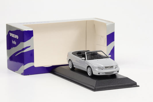 1:43 Minichamps Volvo C70 Cabrio silber metallic Dealer