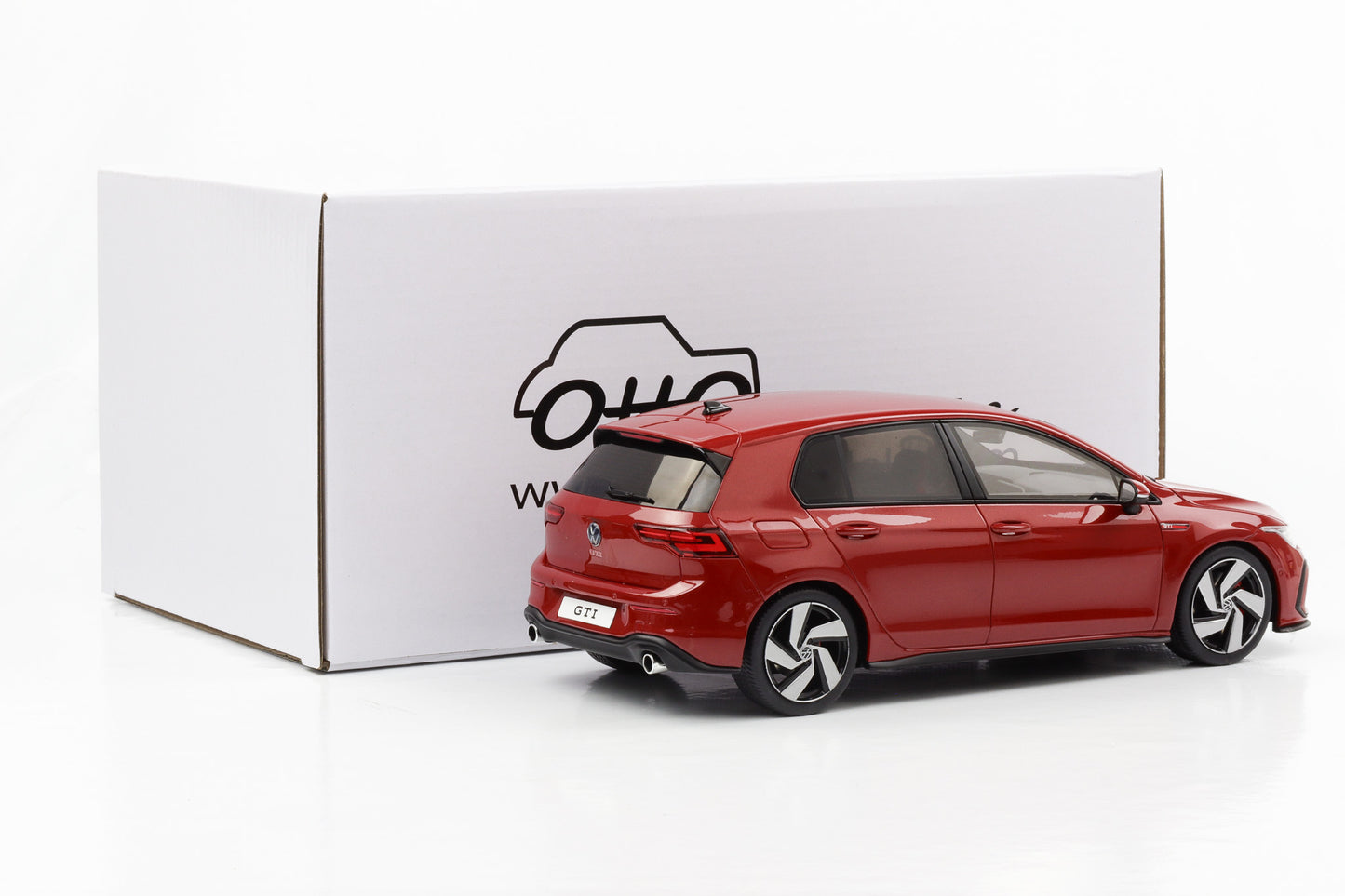 1:18 VW Golf VIII GTI 2021 rot Ottomobile OT405