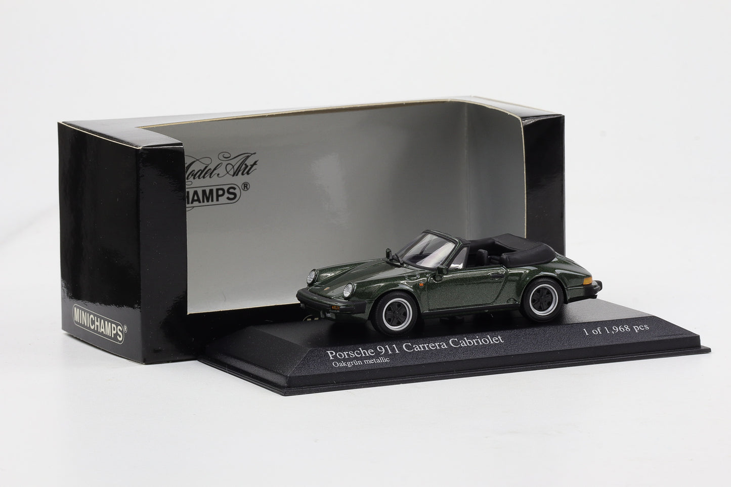 1:43 Minichamps Porsche 911 Carrera Cabriolet 1983 Oakgrün-metallic