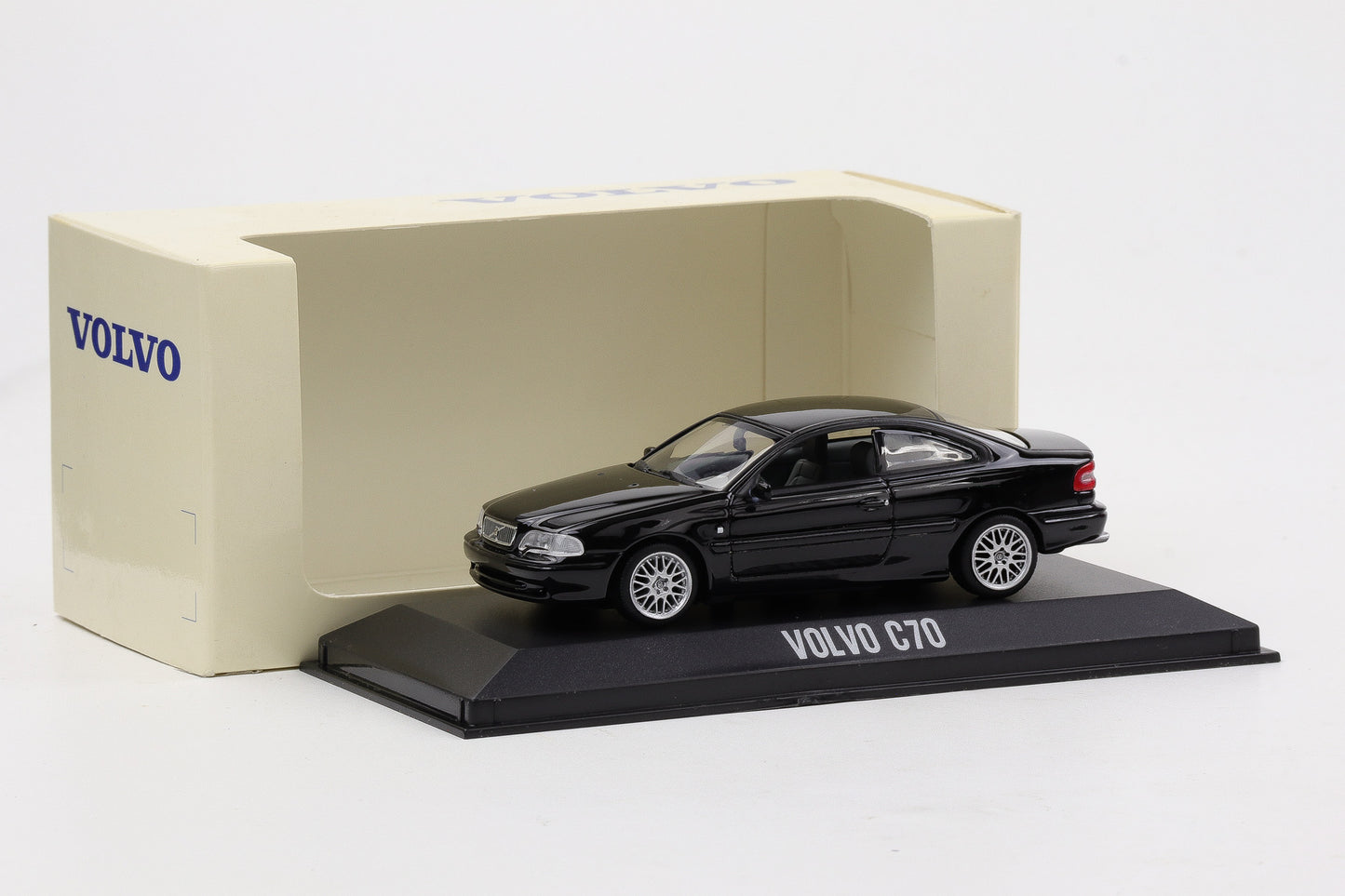 1:43 Minichamps Volvo C70 1998 schwarz Dealer