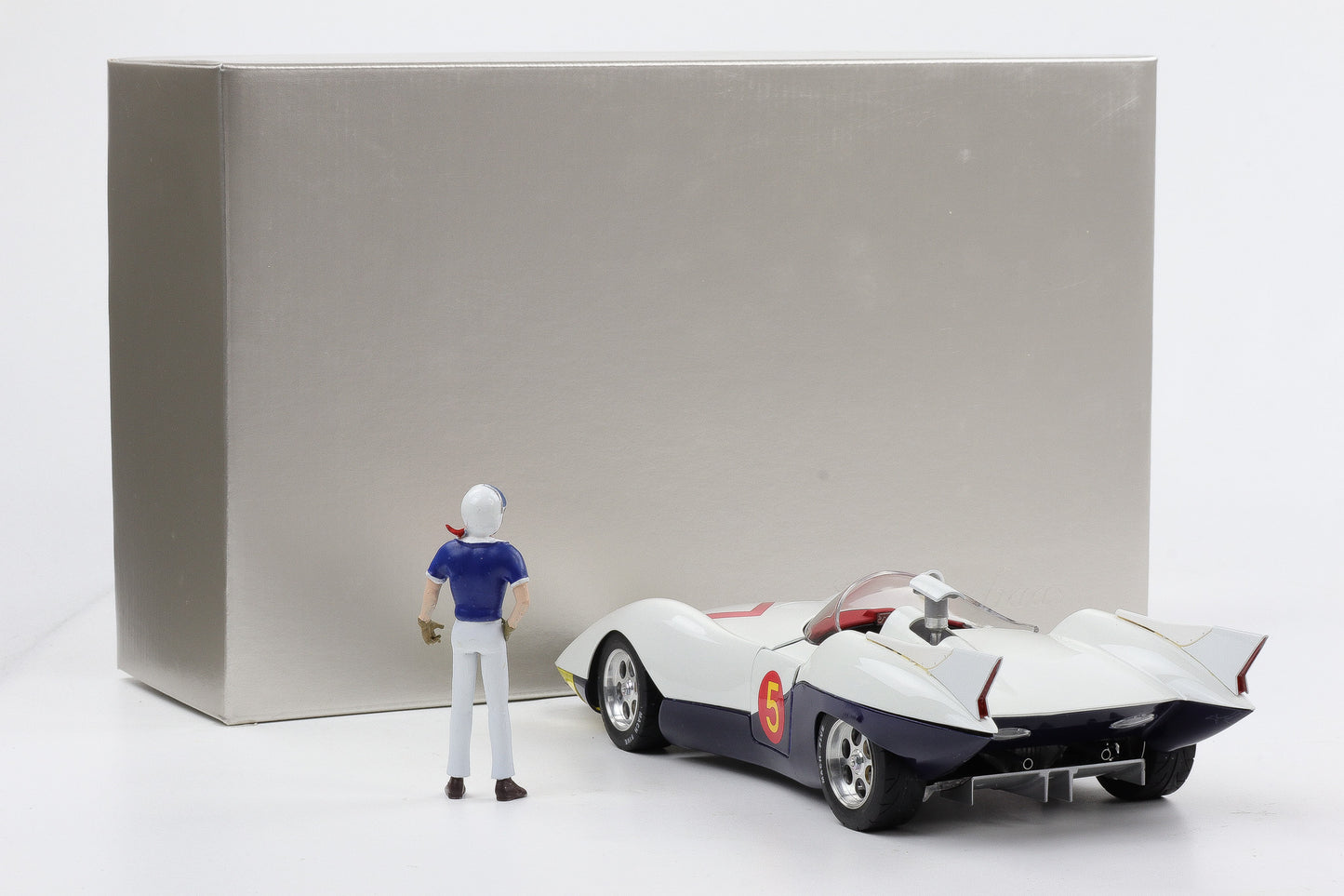 1:18 Speed Racer Go Go MACH 5 White Version Alu mit Figur Go Mifune
