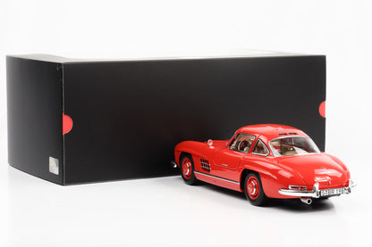 1:18 Mercedes-Benz 300 SL W198 1954 - 1957 Feuerwehrrot Norev Dealer