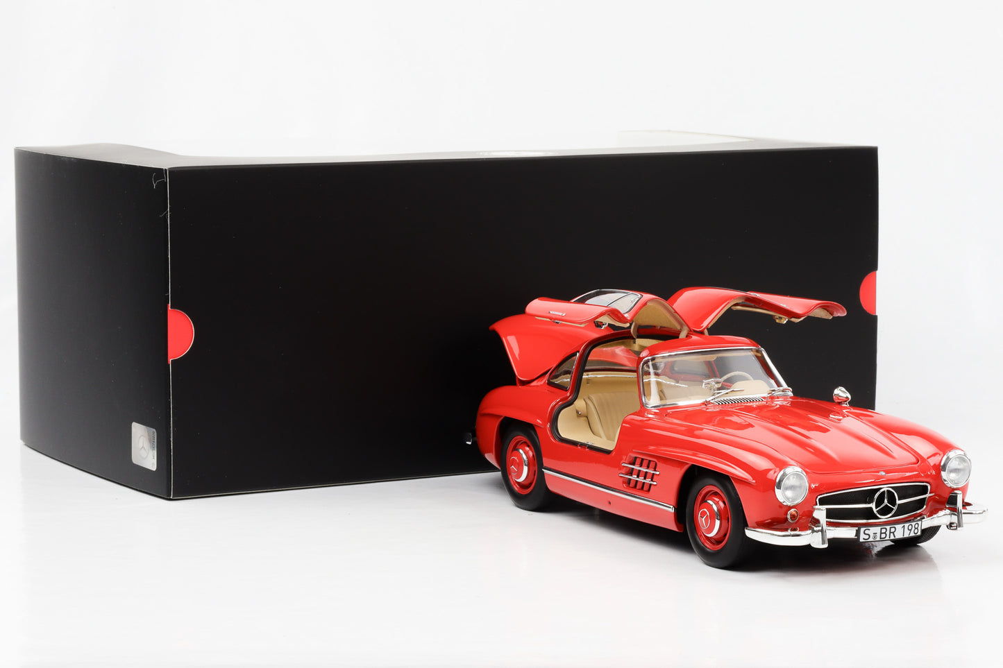 1:18 Mercedes-Benz 300 SL W198 1954 - 1957 Feuerwehrrot Norev Dealer