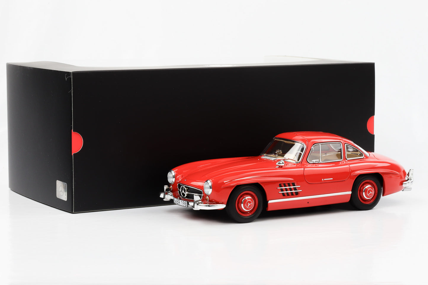 1:18 Mercedes-Benz 300 SL W198 1954 - 1957 Feuerwehrrot Norev Dealer