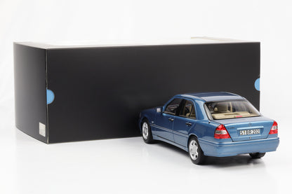 1:18 Mercedes-Benz C 200 W202 Limousine 1997 Aquamarinblau  Norev Dealer limited