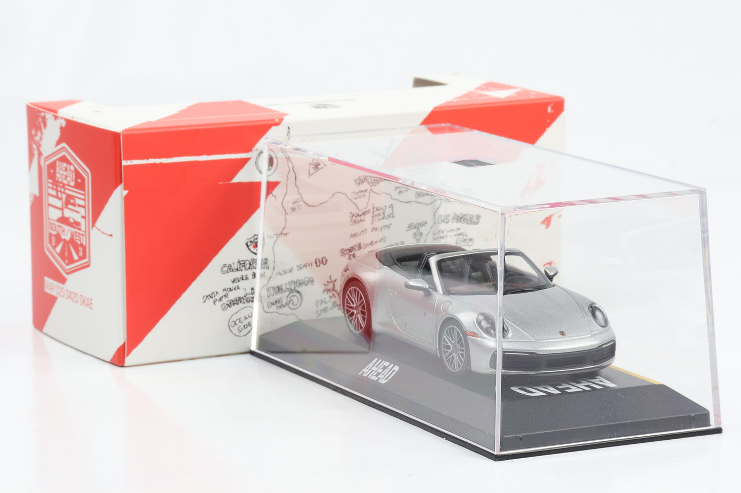 1:43 Porsche 911 992 Carrera S Cabriolet silber AHEAD Minichamps WAP Dealer